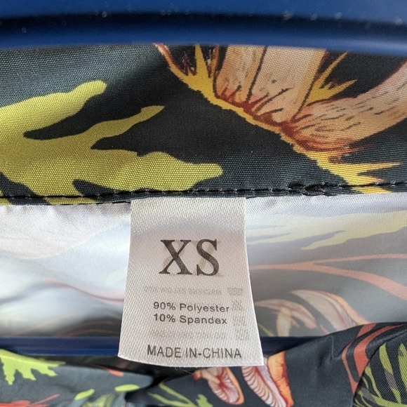 Funky Fresh: PinUp Angel Striped Hawaiian Beach Shirt - Picture 4 of 6